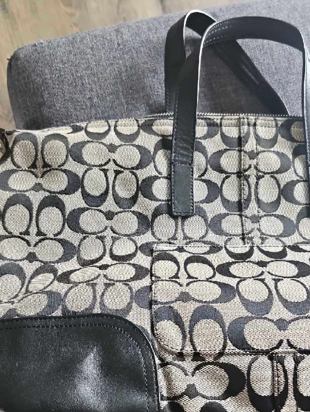 Coach Black Tan Signature Canvas Shoulder Bag Hand Large Size Leather Purse - Picture 4 of 12